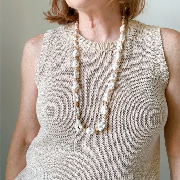 Set of 4 Seashell long strand necklaces Beachy Indie Vintage Jewelry Boho - Picture 3 of 7